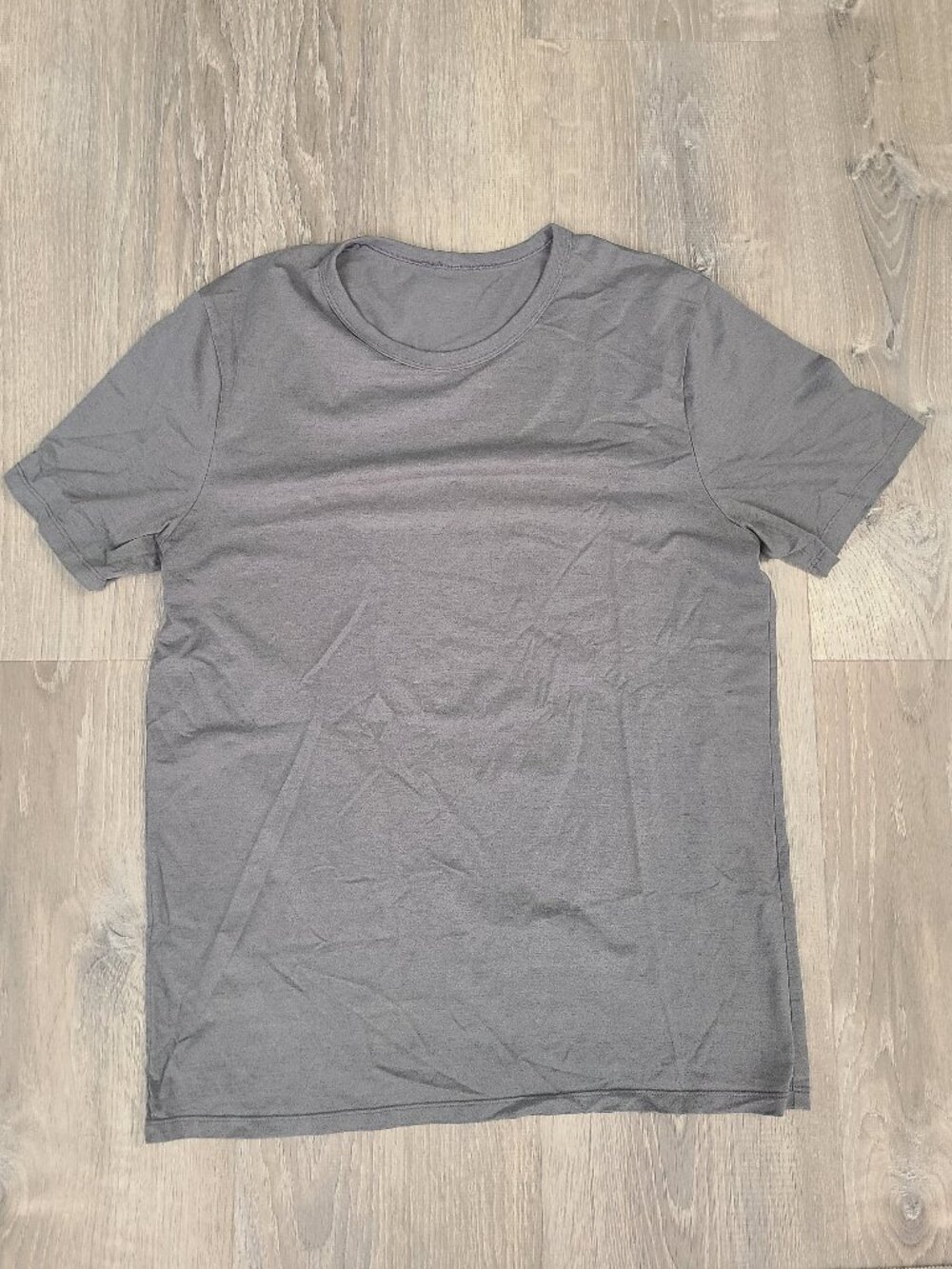 Lululemon Fundamental Tee ShortSleeve Crew Neck Grey - Best for Men's Small